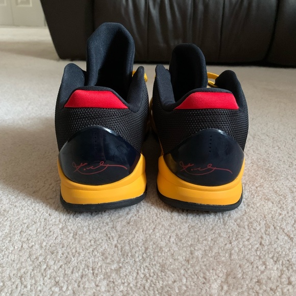 Kobe 5 Protro Bruce Lee - Picture 3 of 4